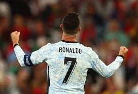 Ronaldo saksøker tidligere klubb Juventus.